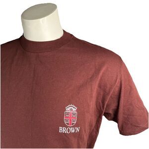 Champion Brown University T-shirt Burgundy Short Sleeve Mens M Ivy League NWOT